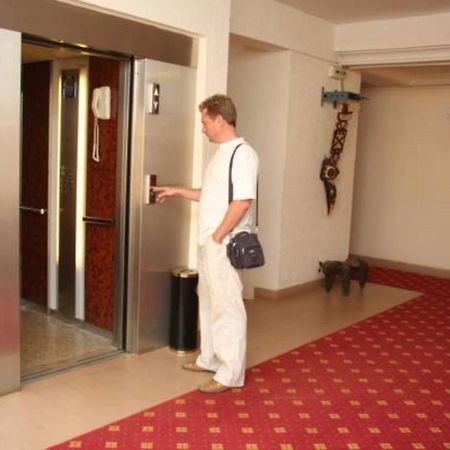 Hotel Splendid Ouagadougou Exteriér fotografie